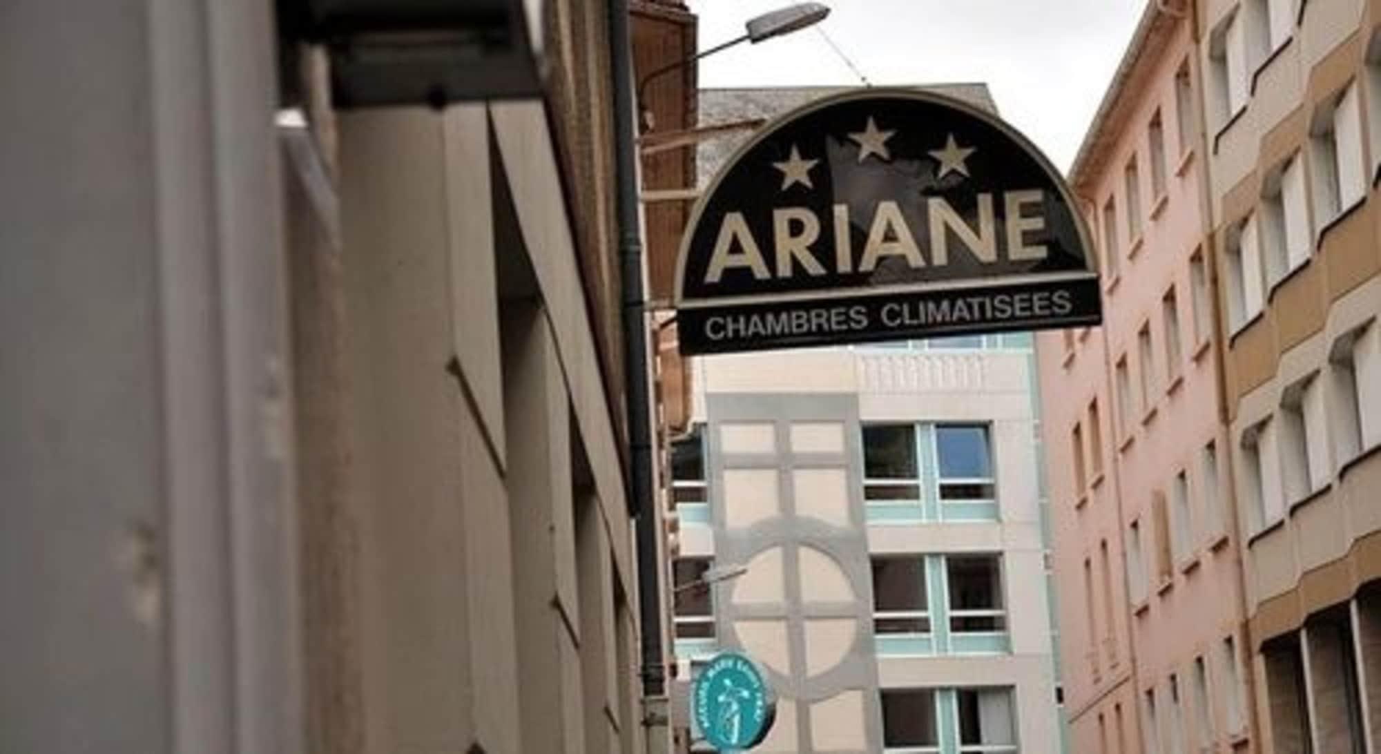 Hotel Ariane Lourdes Exteriör bild